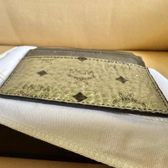 MCM Visetos Black Silver Metallic Diamond Cardholder - Picture 3 of 4